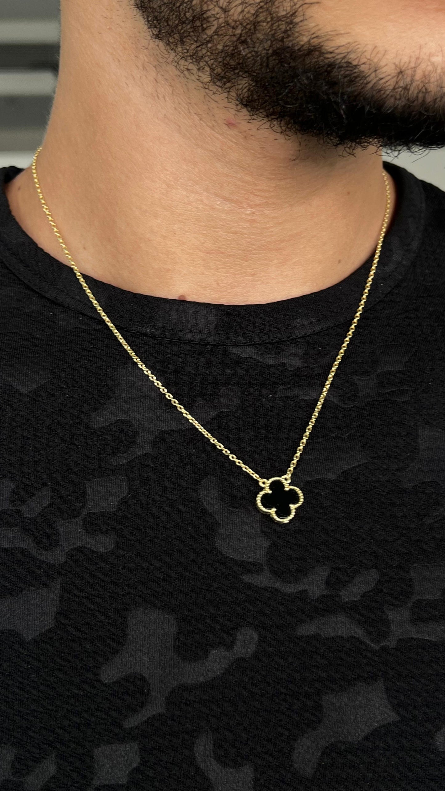 One black van cleef Necklace-Gold plated/pure silver S925
