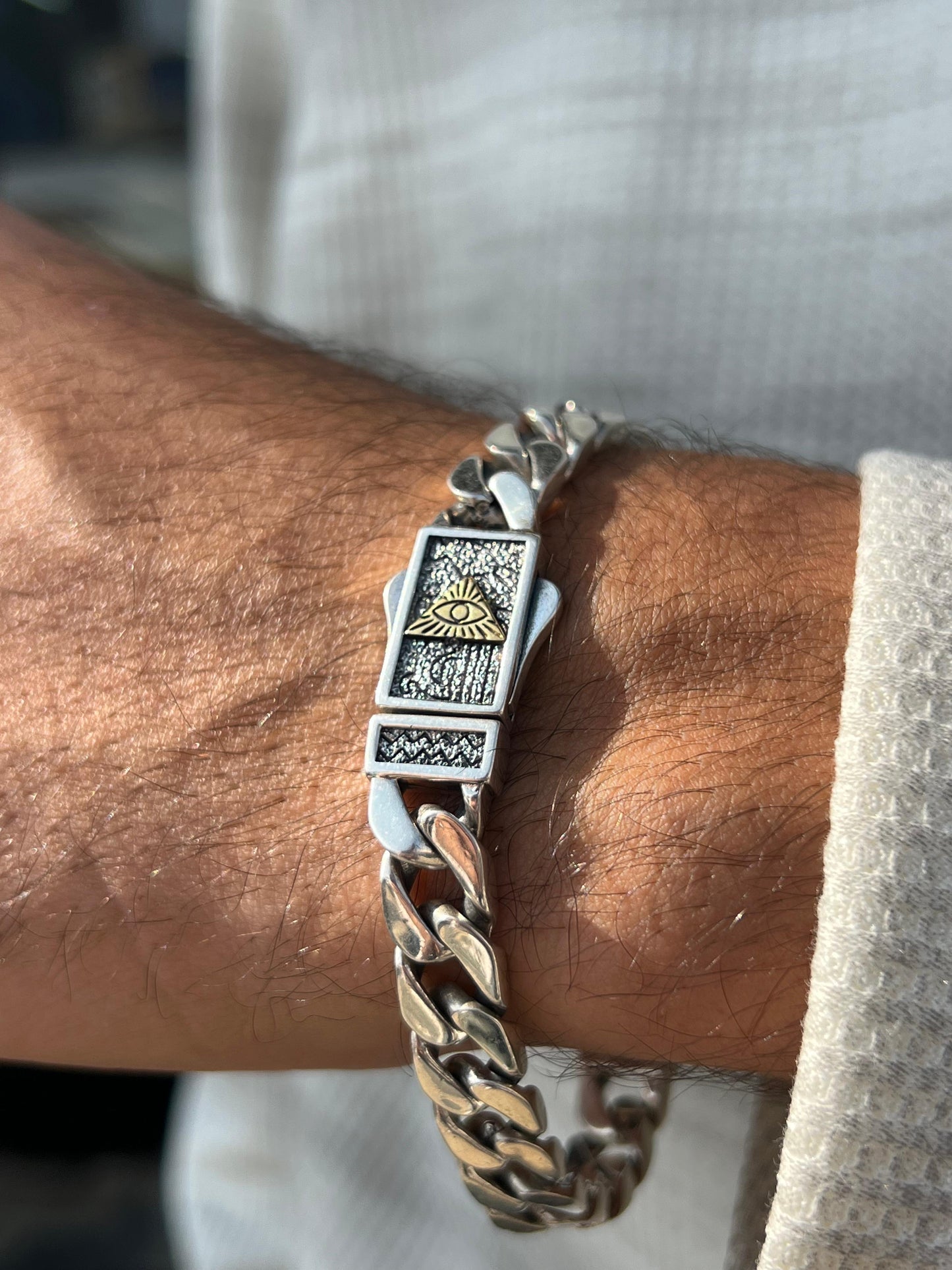 One Of One -Engraved Ain Horus Bracelet Sterling Silver 925s-(21cm-11mm)