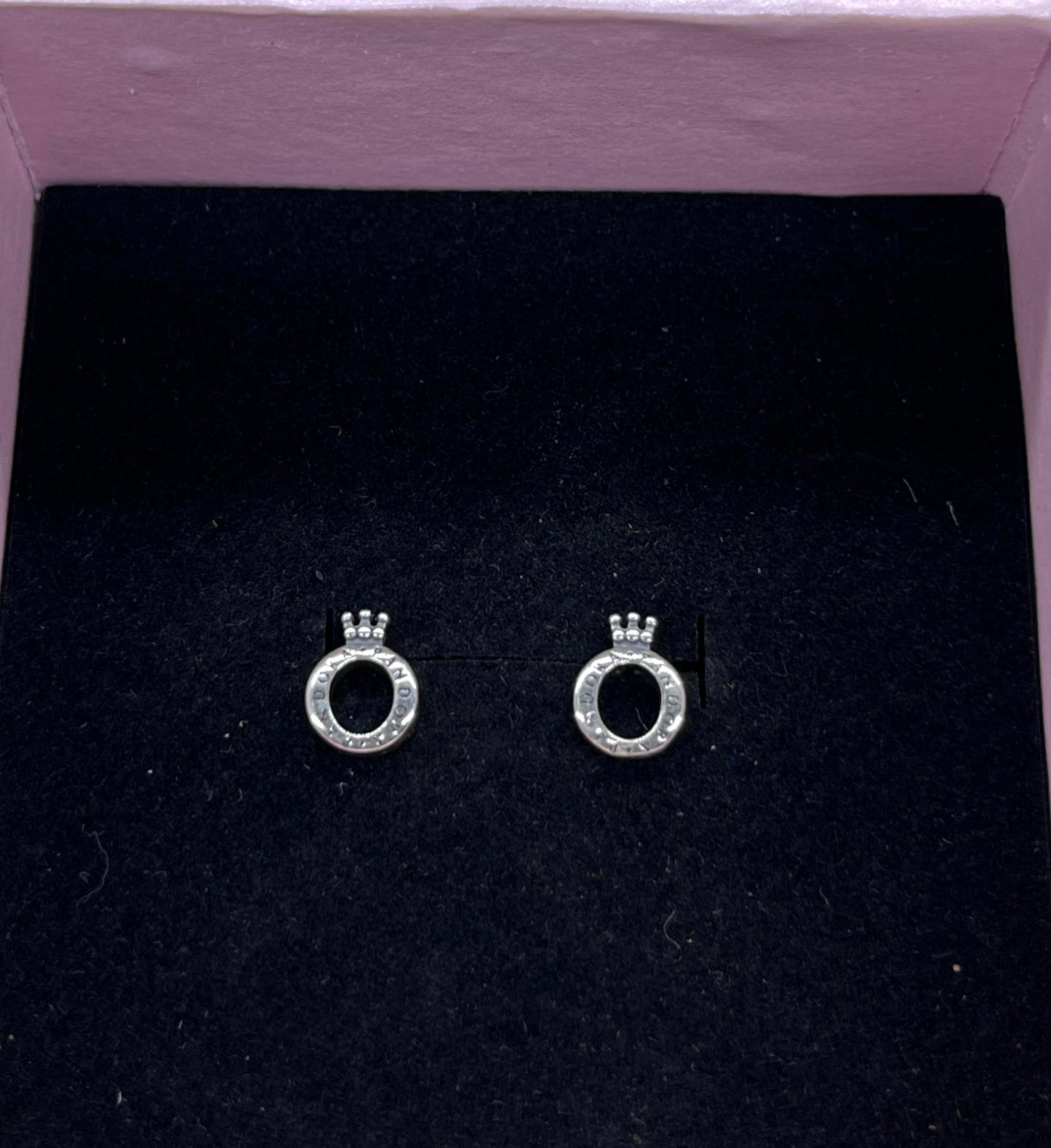 crown Signature Stud Earrings