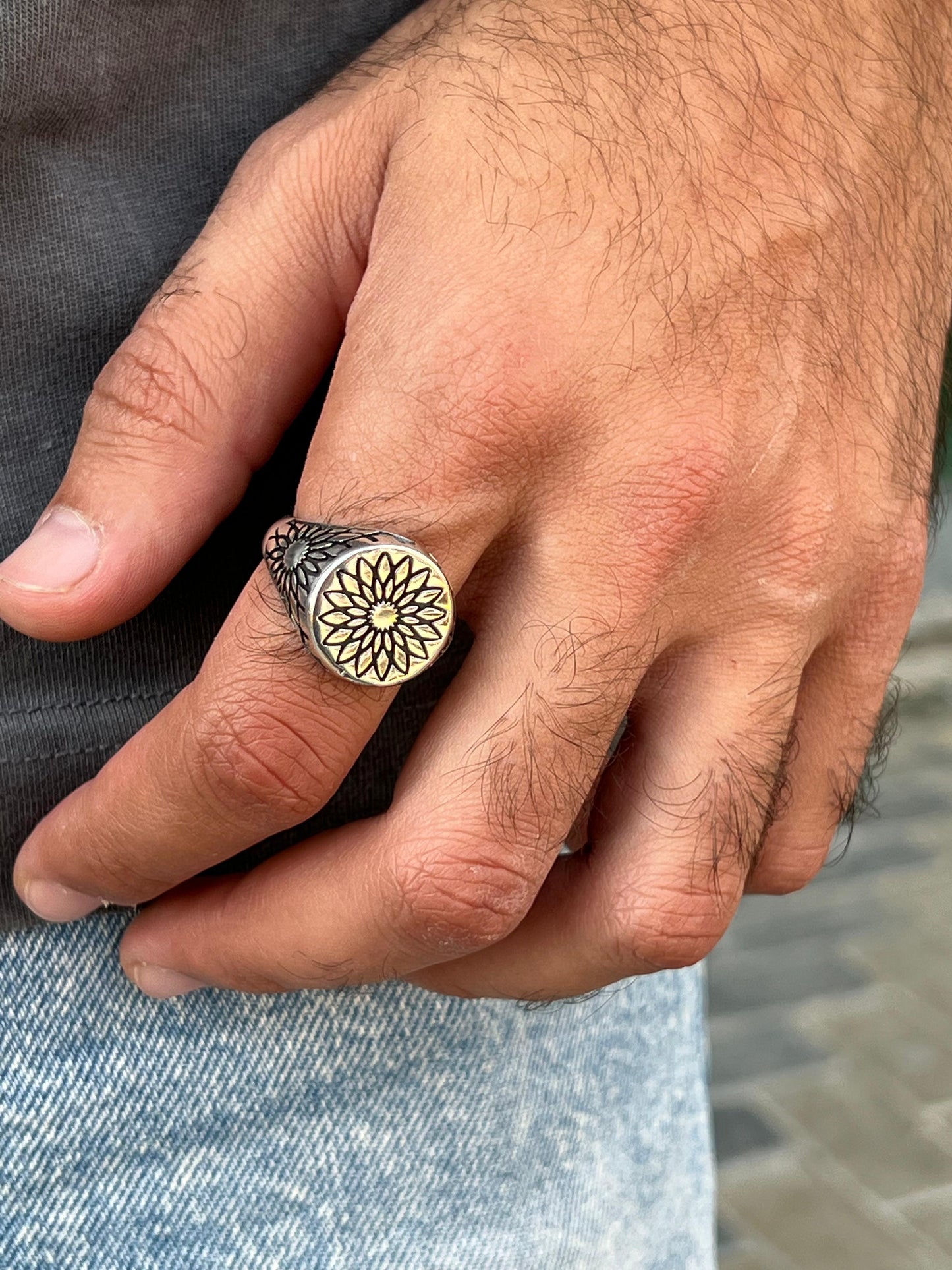 Mandala Engraved Ring for Men in Sterling Silver 925s