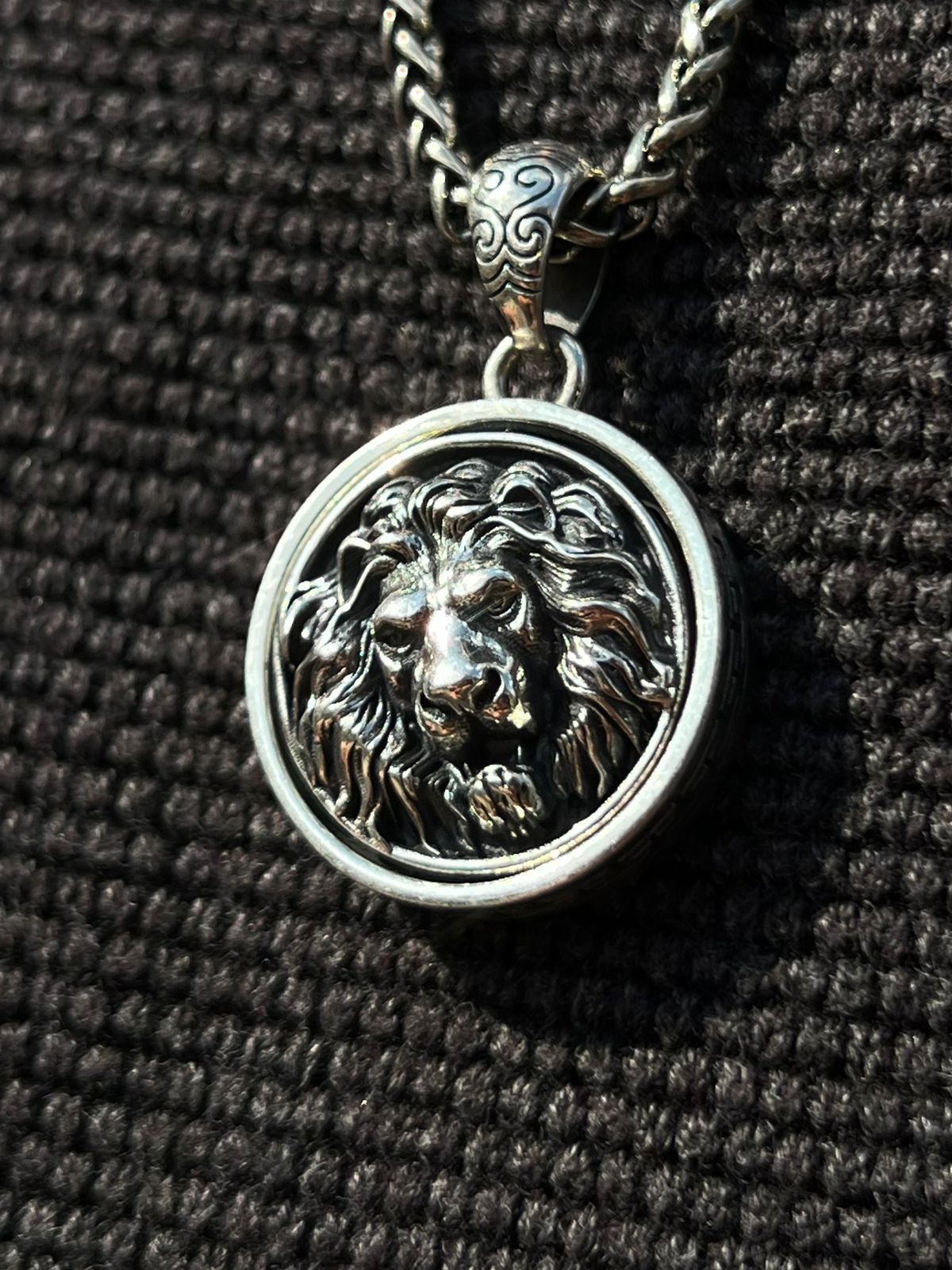Limited Edition⭕️ Heavy Double Face Rotating Lion Pendant – S925 Silver-3.5cm