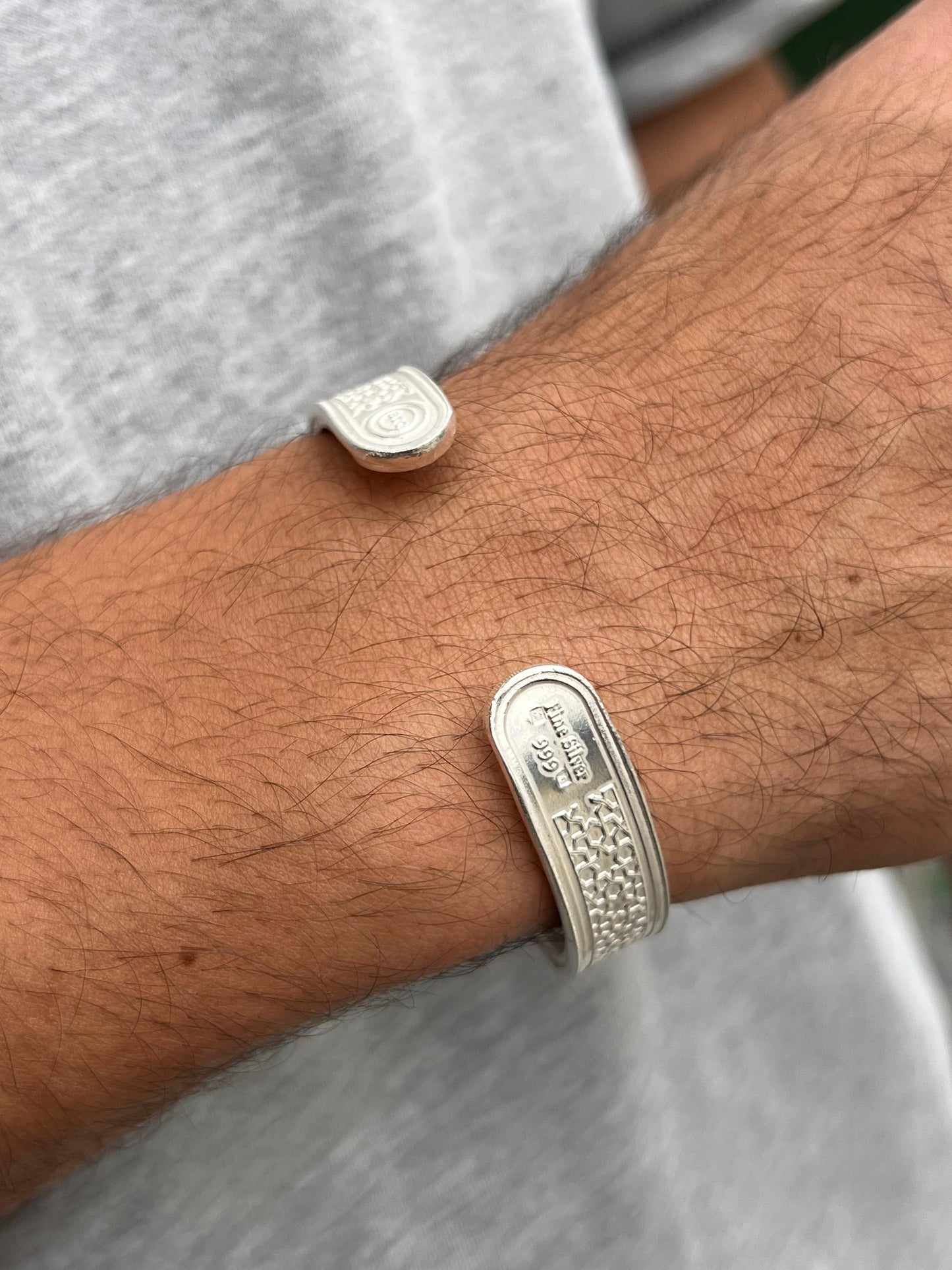 BTC Pure 999 Fine Silver -50g- Arabesque Bangle