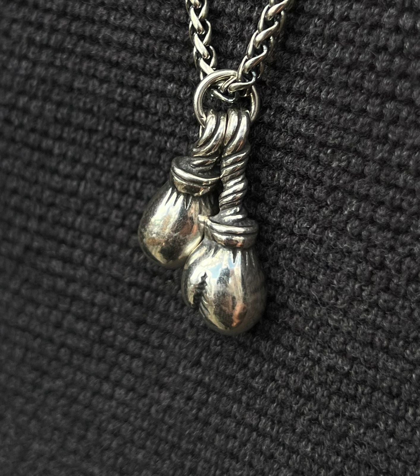 Heavy Boxing Pendant – S925 Silver-3cm