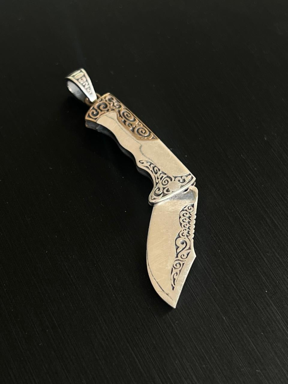 Engraved Folding knife Pendant – S925 Silver-6cm- (opens & closes)